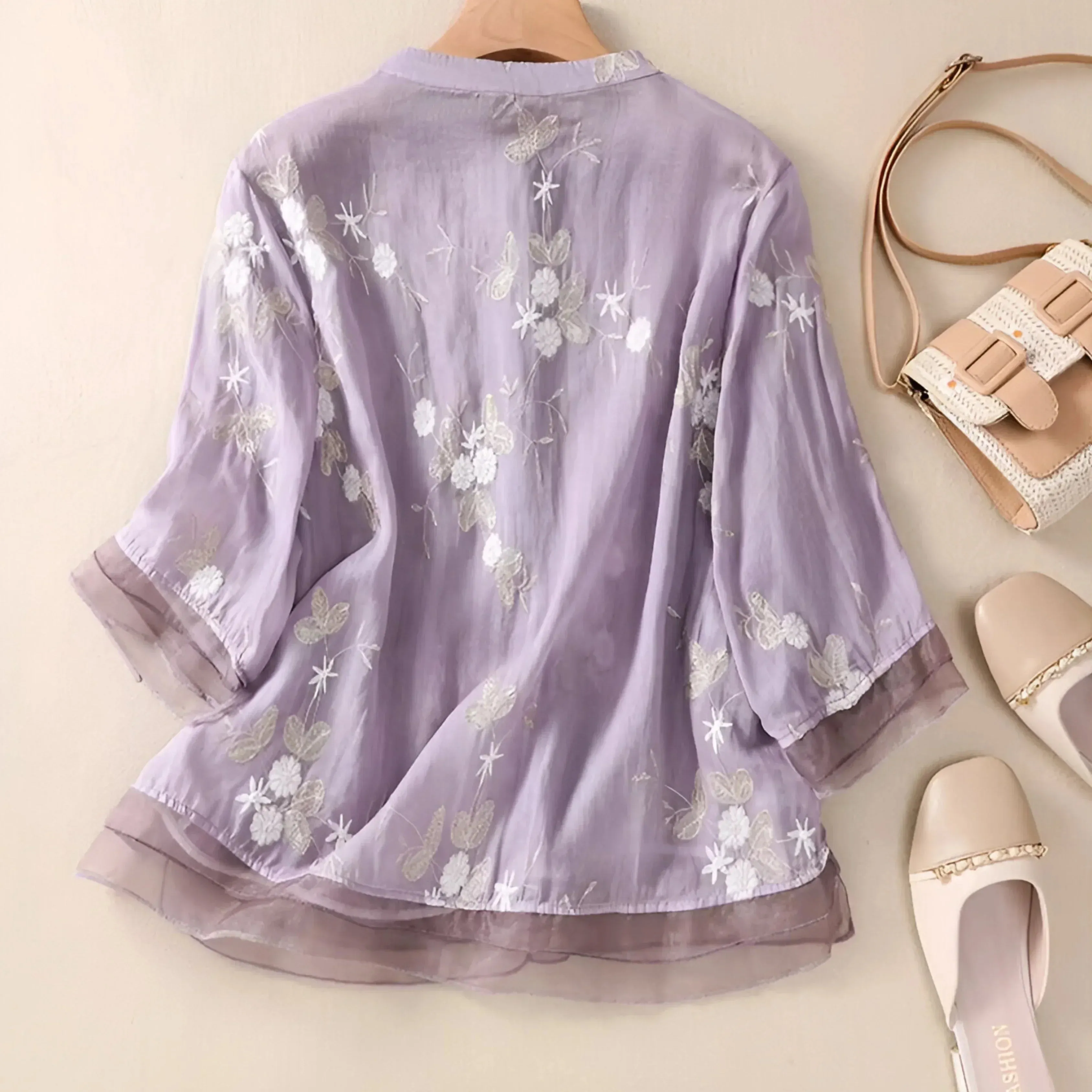 Alaina | Light & Comfortable Blouse