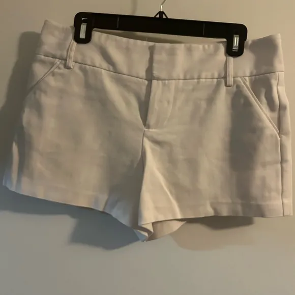 Alice   Olivia Shorts