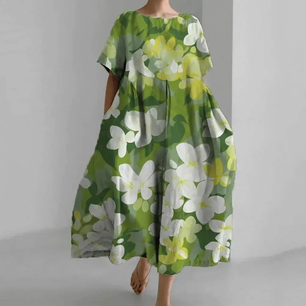 Amelia - Midi dress with floral pattern.