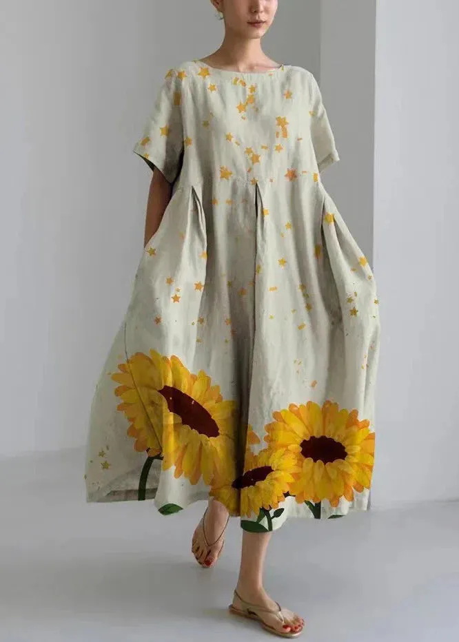 Amelia - Midi dress with floral pattern.