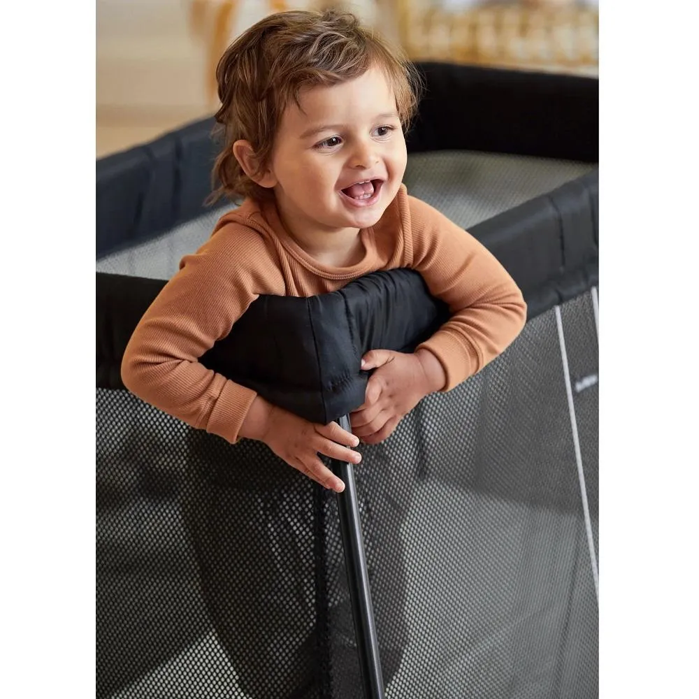 Baby Bjorn Play Yard Light Bundle with Fitted Sheet (Black Mesh)