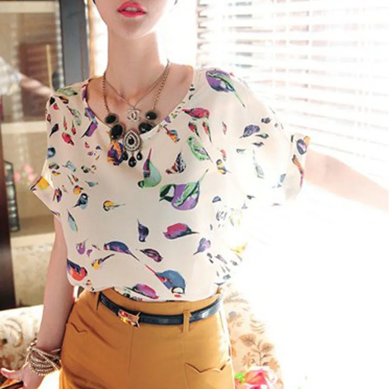 Chiffon T-Shirts Ladies Loose Short Sleeve Shirts Striped Heart Lip Tops Batwing Sleeve