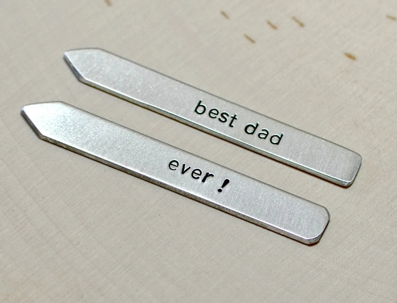 Collar stays for dad in your choice of silver or aluminum