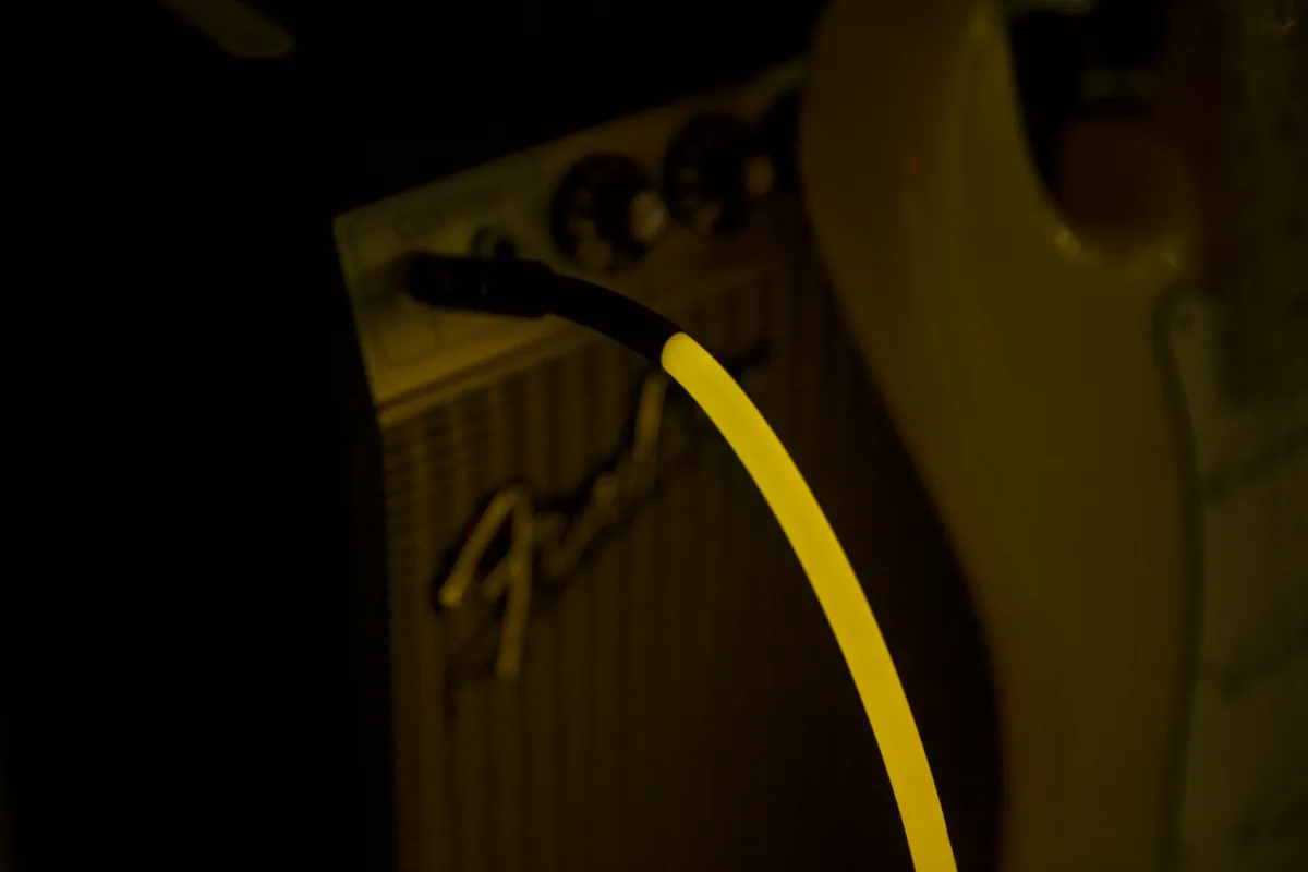 Fender Professional Glow in the Dark Cable, Orange, 10'