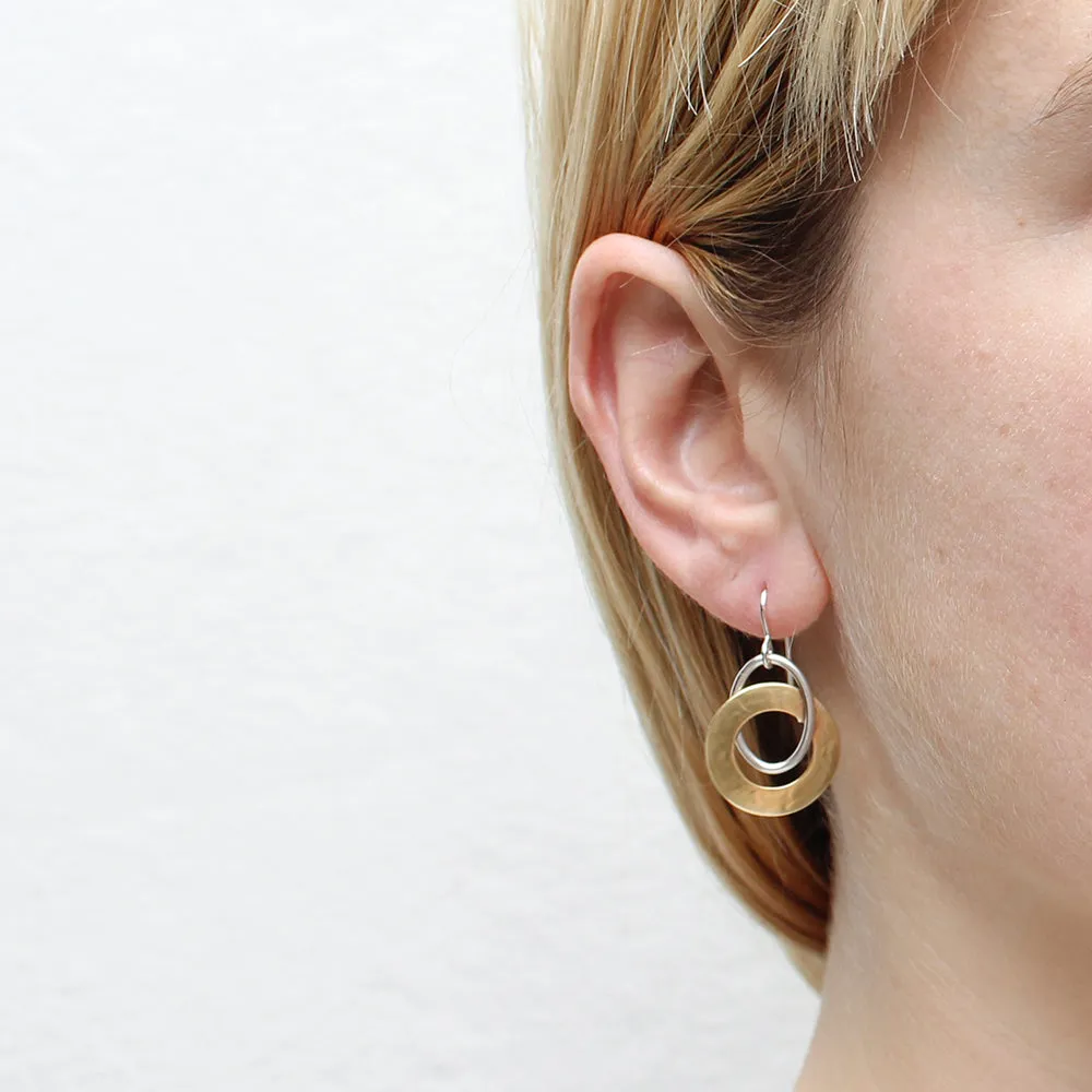 Interlocking Smooth and Wide Ring Earring