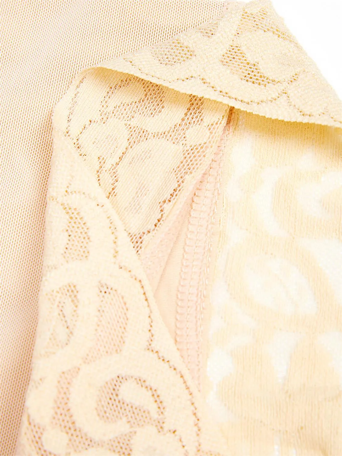 Lace Detail Hook-and-Eye Shaping Shorts – Shape Your Curves