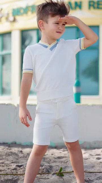 Motu Jonah Shorts in White