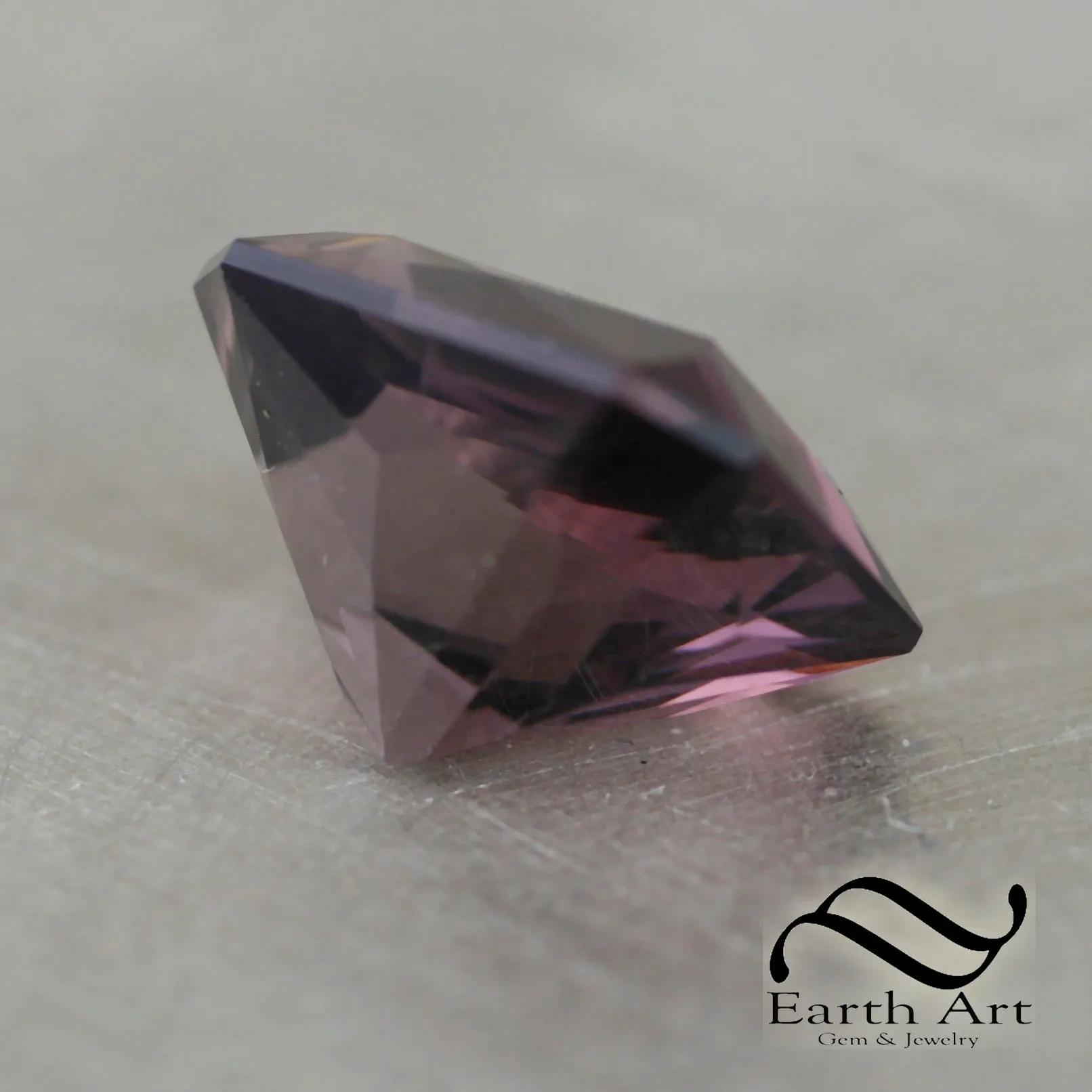 Natural faceted Scapolite - 8.9 carats