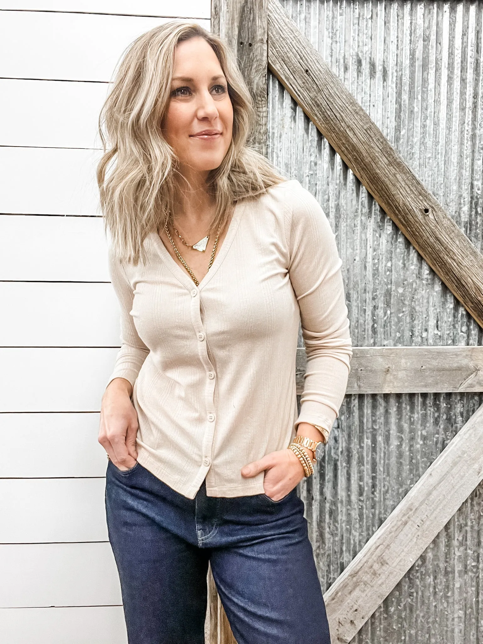 Only Gaze Knit V-Neck Sweater