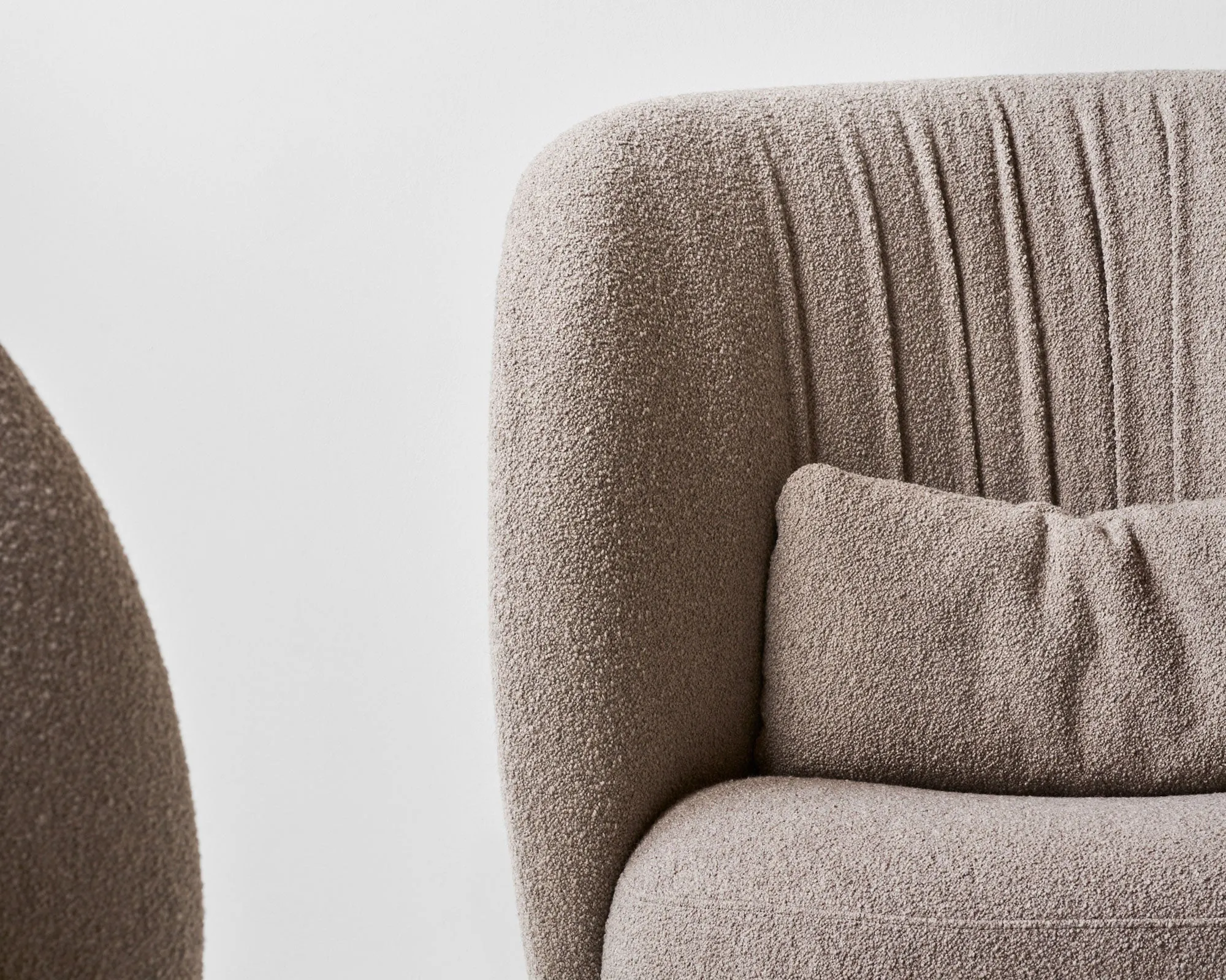 Ovata Chair - High Back
