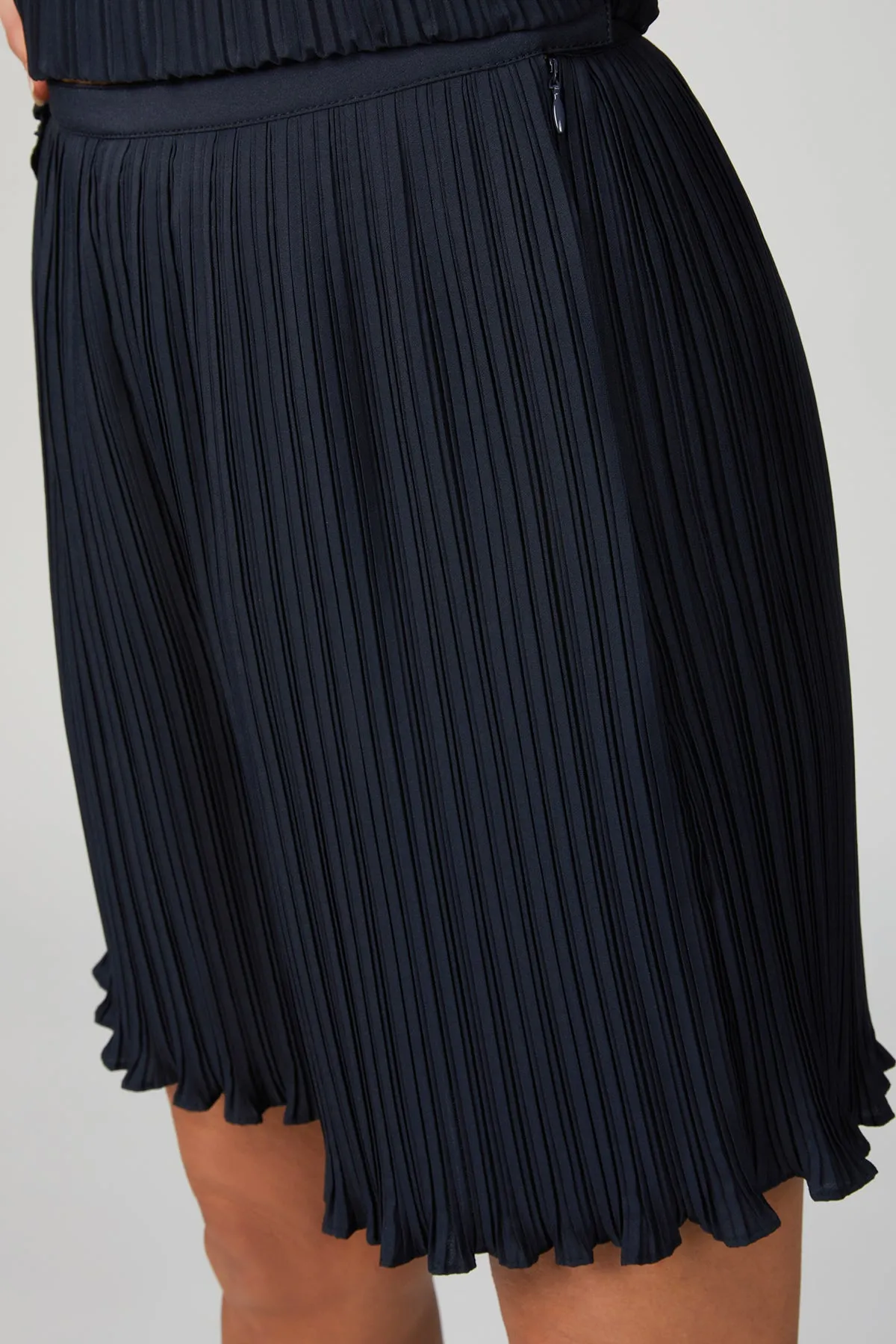 PLISSE PLEAT SHORT