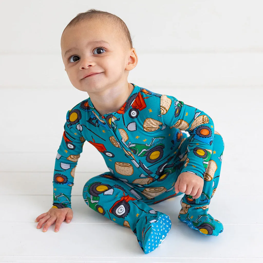 Posh Peanut Roberts Zippered Footie