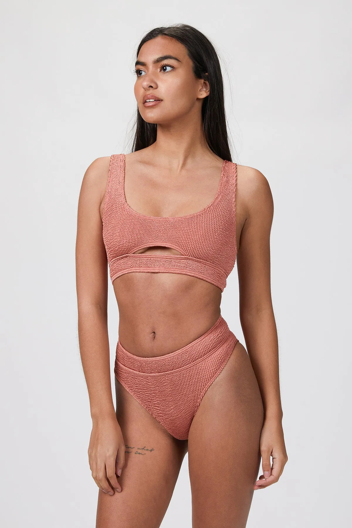 THE SASHA CROP