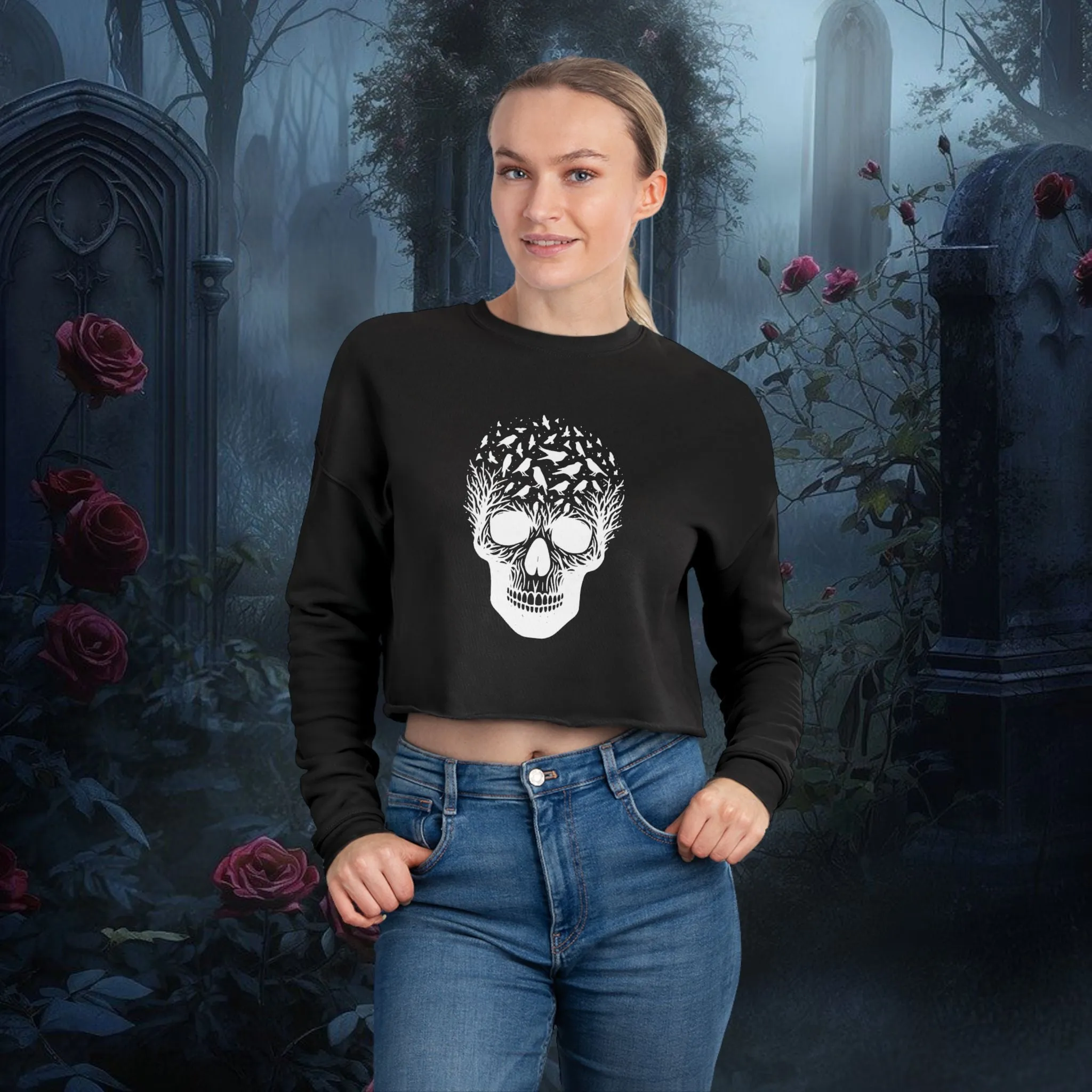 Women's Birds Skull Graphic Cropped Sweatshirt
