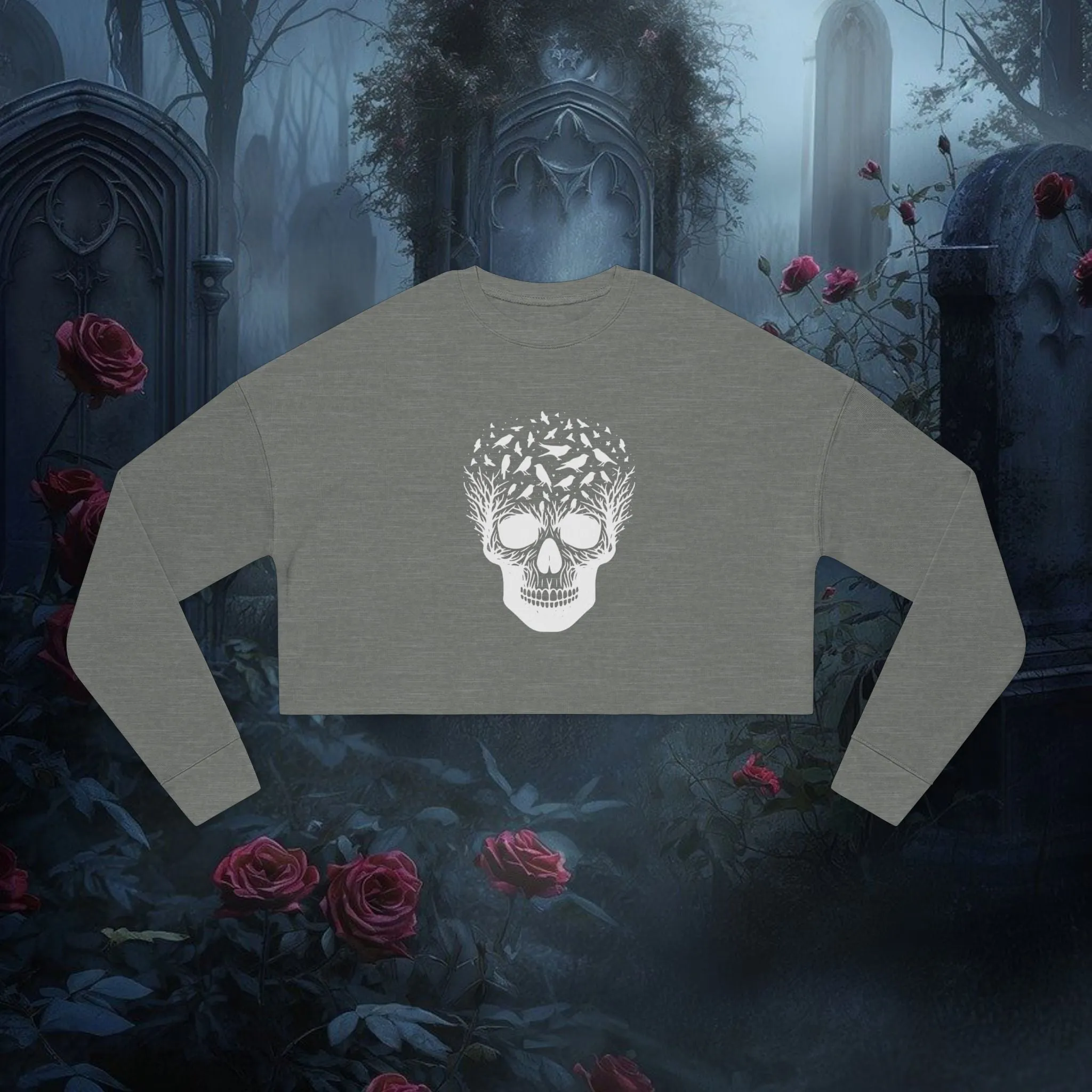 Women's Birds Skull Graphic Cropped Sweatshirt